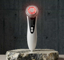 Load image into Gallery viewer, Fabhera™ LumiLift Therapy Wand
